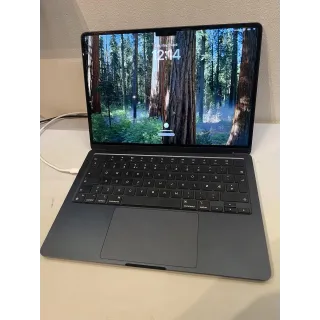 MacBook air 2022 M2 Midnatt