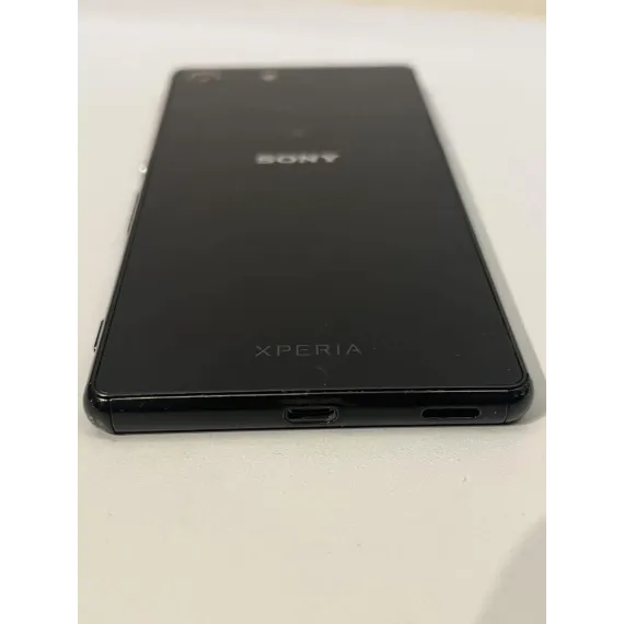 Sony Xperia M5