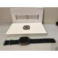 Apple Watch Ultra 49mm Titanium Starlight Alpine Loop M
