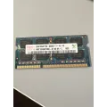Hynix 2GB PC3-8500S