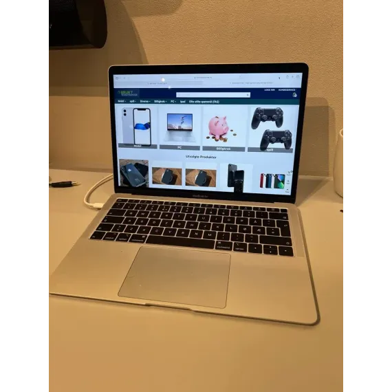 MacBook air late 2018 Silver