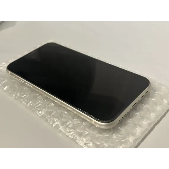 Iphone 11 - 64GB - white - grad B