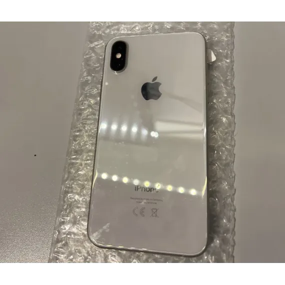 Iphone XS - Silver - 64gb - Grad B