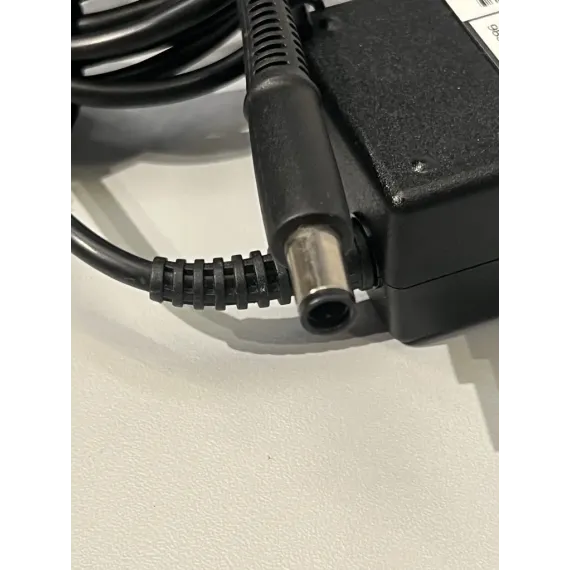 Brukt HP 519330-001 Strømadapter – 90W 19V 4.74A