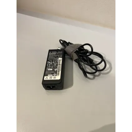 Brukt Lenovo Strømadapter – 65W 20V 3.25A