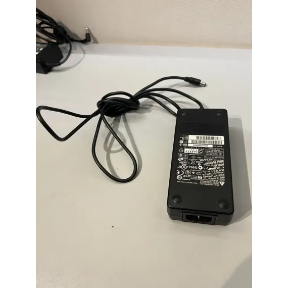 Brukt Delta Electronics 12V 5A Strømforsyning – For Cisco-utstyr