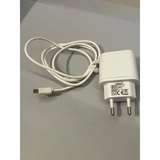 Fujicom 5V Micro-USB Vegglader – Brukt