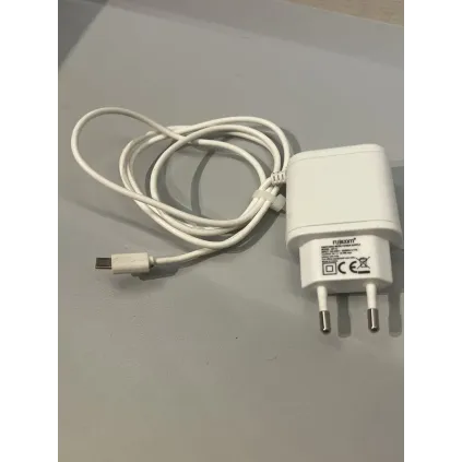 Fujicom 5V Micro-USB Vegglader – Brukt