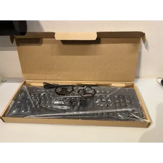 Ubrukt USB-tastatur KU-1516 med DE-layout (ny i eske)