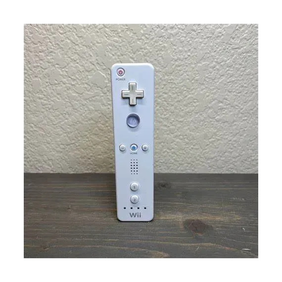 Brukt Nintendo Wii Remote – hvit