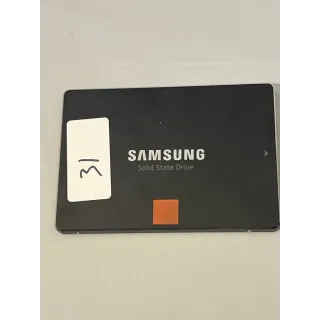 Kort og kjapp Samsung SSD – 128 GB