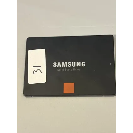 Kort og kjapp Samsung SSD – 128 GB