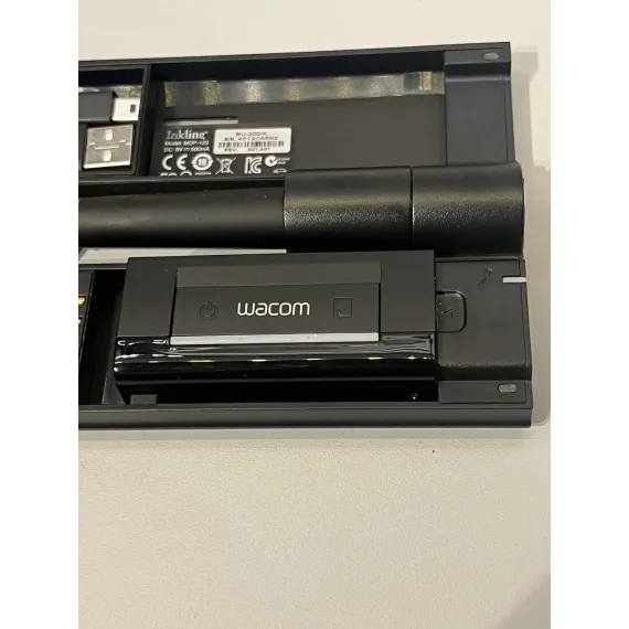 Wacom Inkling Digital Sketch Pen (Model: MDP-123 / BU-200/K)