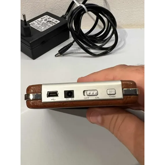 Prestigio 80GB Retro Mobil Harddisk med Kopifunksjon og Skinnetui