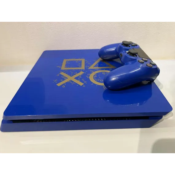 PlayStation 4 Days of Play Edition 500GB – Limited Edition