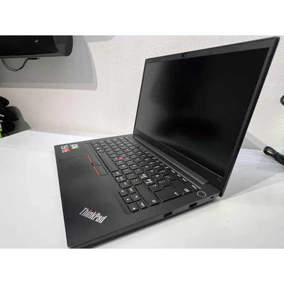 Lenovo ThinkPad E14 Gen 3 – Ryzen 5 / 8GB / 256GB SSD / Windows 11 Pro
