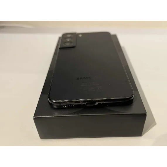 Samsung Galaxy S22 5G 128GB – Phantom Black