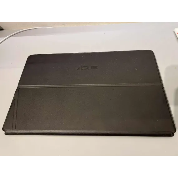 ASUS ZenScreen MB16AC – 15,6" bærbar skjerm (2019)