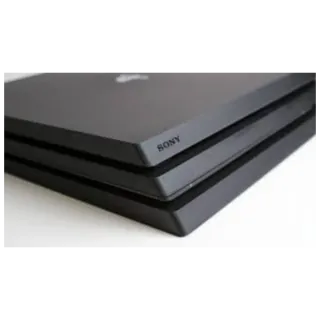 Brukt PlayStation 4 Pro – 2000GB