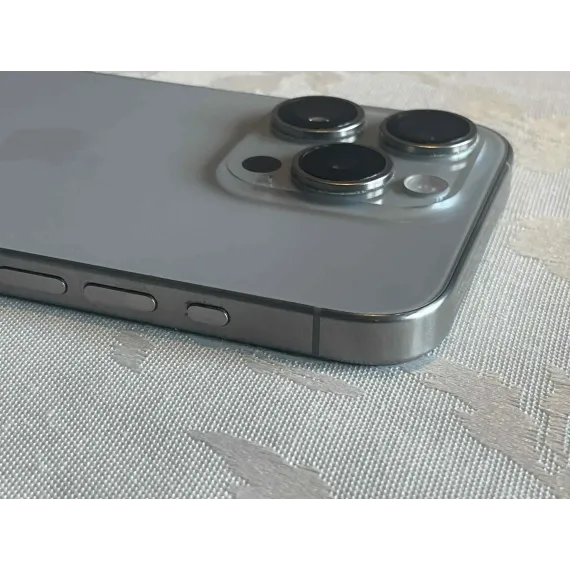 iPhone 15 Pro 128GB Natural Titanium – Grad B