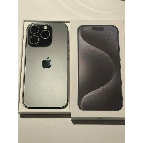iPhone 15 Pro 256 GB – Natural Titanium (Grad B)