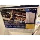 Kraftig PS4 Pro i lekker hvit utgave med original eske og tilbehør. Gir ekte 4K HDR-grafikk og jevnere bildeflyt i spill.