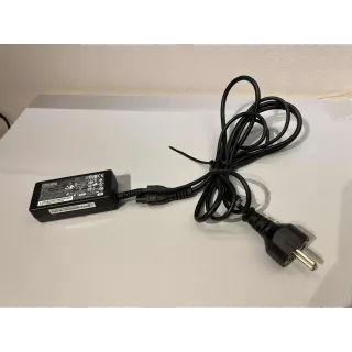 Acer USB-C Strømforsyning 45W – 5V/9V/15V/20V (Chicony A16-045N1A)  Sammendrag
