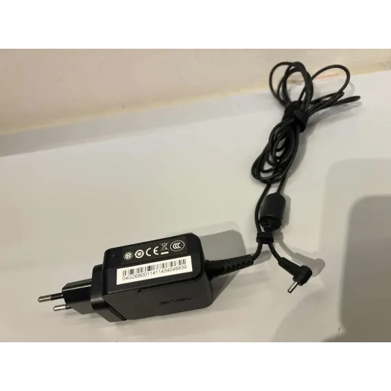 ASUS 9V Strømforsyning – 9V 2.58A (AD820M0)