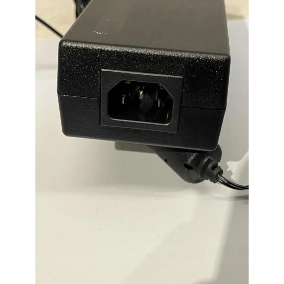 HP 32V Strømforsyning – 0957-2105 (for skriver og kontorutstyr)