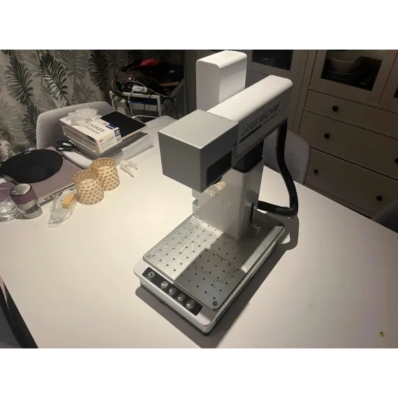 Laser Engraving Machine – REFOX LM-40 MINI