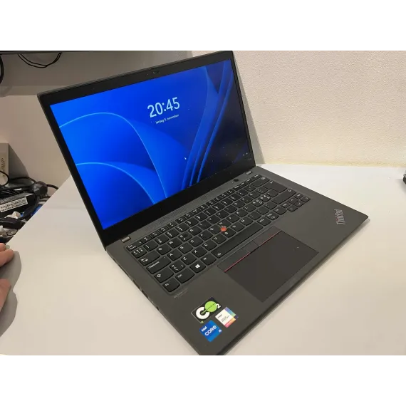 Lenovo ThinkPad T14s Gen 2 – Intel Core i5 / 8 GB RAM / 256 GB SSD