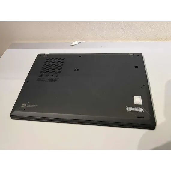 Lenovo ThinkPad T14s Gen 2 – Intel Core i5 / 8 GB RAM / 256 GB SSD