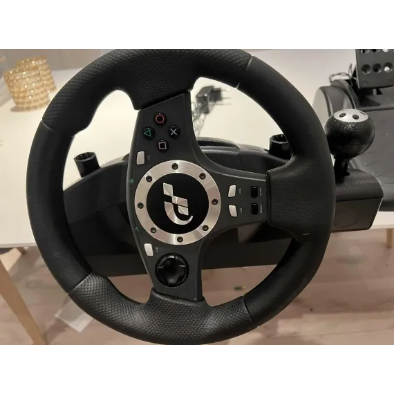 Logitech Driving Force Pro – ratt og pedaler til PlayStation 2 / 3 og PC