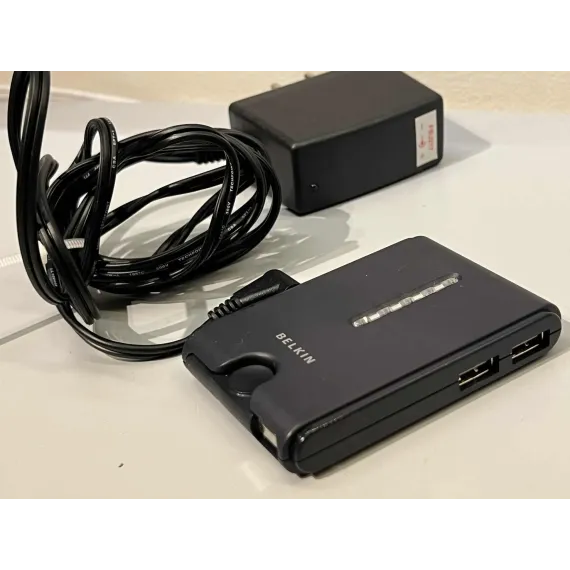 Belkin Hi-Speed USB 2.0 Pocket Hub (F5U217)