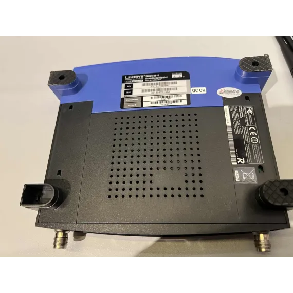 Linksys WRT54GL Wireless-G Broadband Router (v1.1)